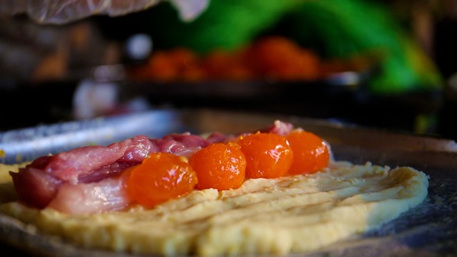 Sự biến hóa của bánh tét Trà Cuôn